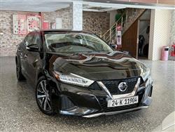 نيسان ماكسيما